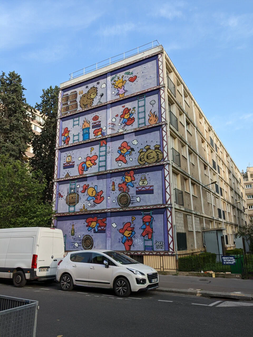 May 23rd – Donkey Kong, revisited, on a wall of La Butte aux Cailles