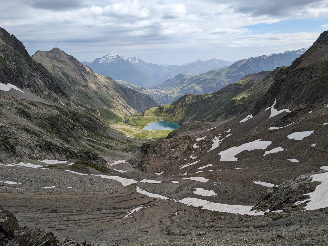 Northward, the Muzelle lake, and the Deux Alpes ski resort just across the valley
